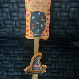 Halloween Fall Spatula Witch Hat Cookie Cutter 2 piece set for Fall Baking NWT
